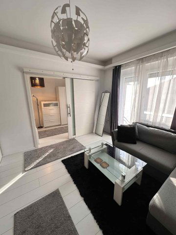 Kiadó téglalakás, albérlet, Pécsett 220 E Ft / hó, 1+1 szobás