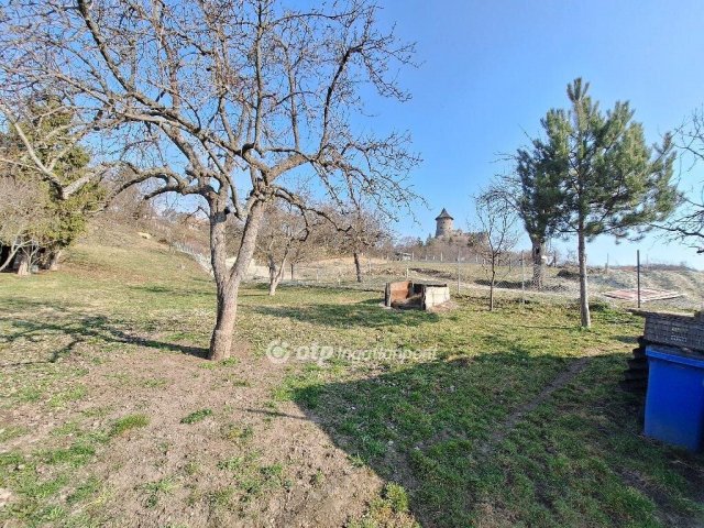 Eladó családi ház, Salgótarjánban 40 M Ft, 2+1 szobás