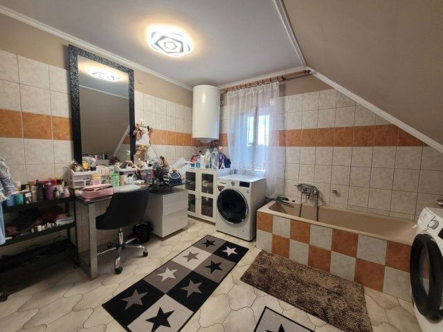 Eladó családi ház, Budapesten, XVIII. kerületben 124.9 M Ft