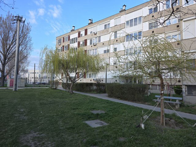 Eladó téglalakás, Székesfehérvárott 45.5 M Ft, 2 szobás