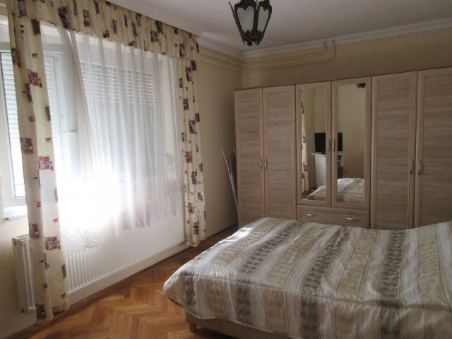 Eladó családi ház, Debrecenben 89.9 M Ft, 4 szobás