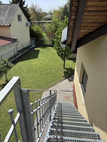 Eladó családi ház, Balatonszemesen 209 M Ft, 9 szobás