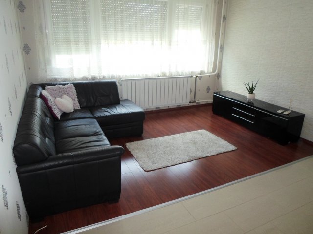 Eladó panellakás, Budapesten, X. kerületben 74.99 M Ft, 3 szobás