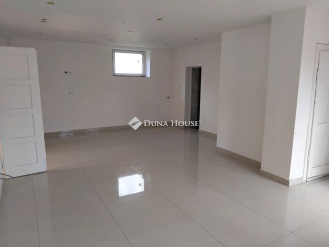 Eladó családi ház, Kunszentmártonban 32 M Ft, 3 szobás