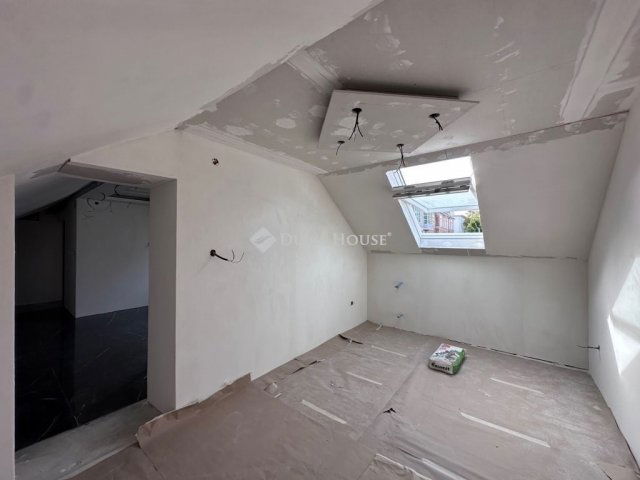 Eladó téglalakás, Hódmezővásárhelyen 65 M Ft, 4+1 szobás