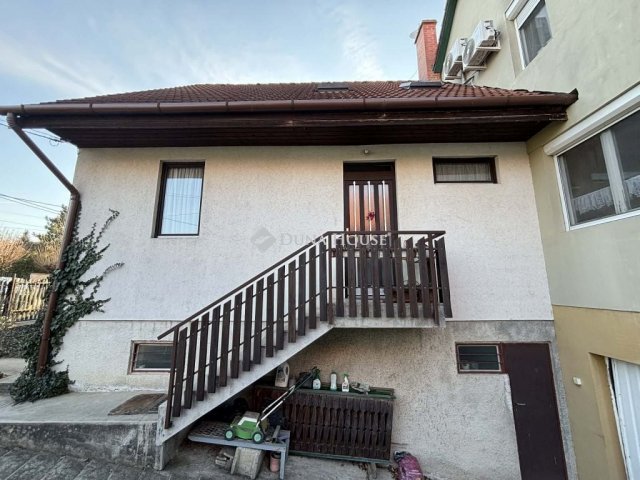 Eladó ikerház, Budapesten, XVI. kerületben 148 M Ft, 4+1 szobás