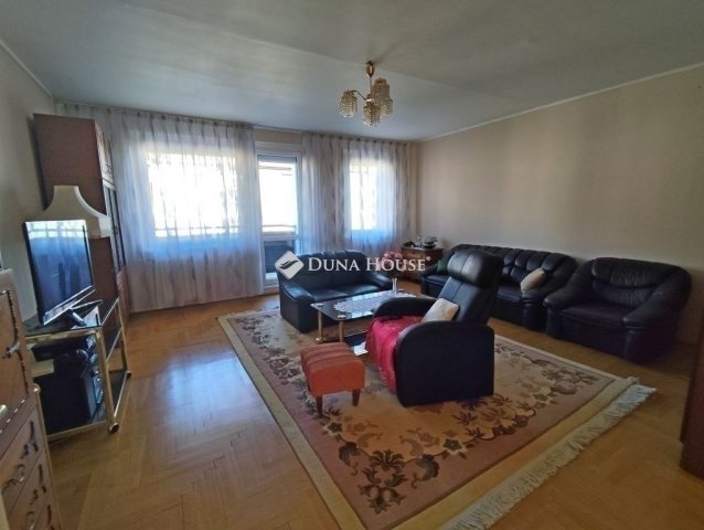 Eladó panellakás, Budapesten, III. kerületben 96 M Ft, 3 szobás