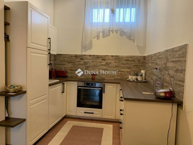 Eladó téglalakás, Érden 70 M Ft, 2 szobás