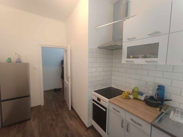 Kiadó téglalakás, albérlet, Komlón 120 E Ft / hó, 2 szobás