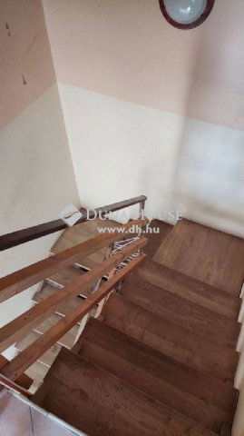 Eladó családi ház, Budapesten, XX. kerületben 120 M Ft, 7 szobás