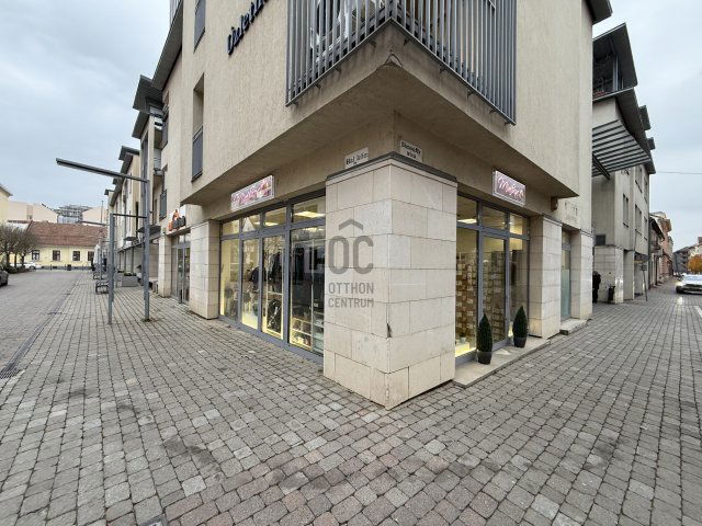 Kiadó üzlethelyiség, Debrecenben 670 E Ft / hó