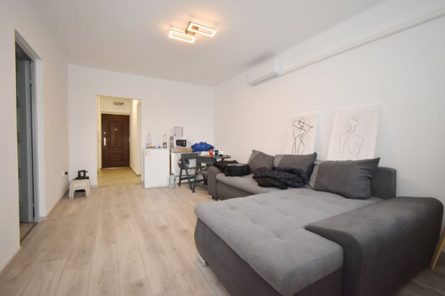 Eladó panellakás, Debrecenben 61.5 M Ft, 2 szobás