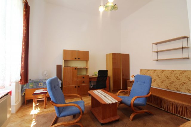Kiadó téglalakás, albérlet, Debrecenben 300 E Ft / hó, 2 szobás