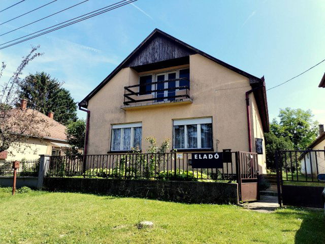 Eladó családi ház, Balatonberényben 54.9 M Ft, 3 szobás