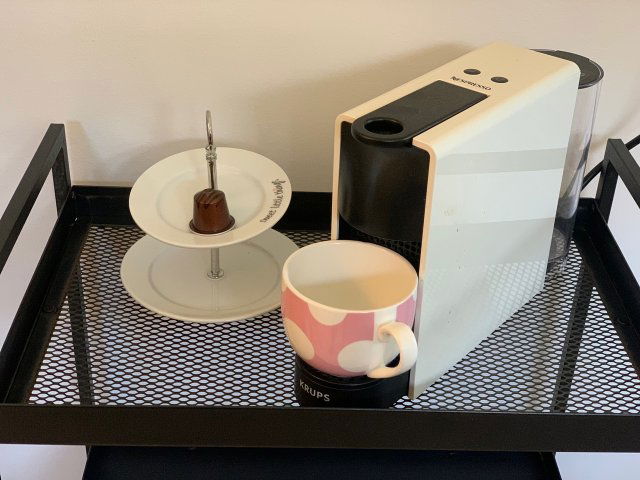 Kiadó ikerház, albérlet, Solymáron, Rózsika utcában, 5 szobás