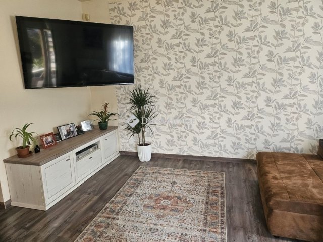 Eladó sorház, Budapesten, XV. kerületben 229 M Ft, 4 szobás