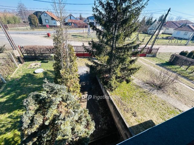 Eladó családi ház, Hajdúsámsonon 68 M Ft, 1+2 szobás