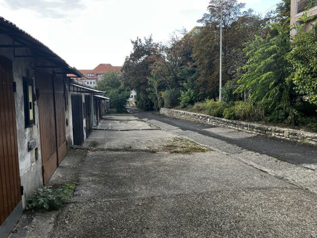 Eladó garázs, Tatabányán 8 M Ft / költözzbe.hu