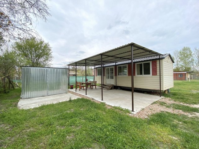 Eladó nyaraló, Szegeden 24.9 M Ft, 1+2 szobás