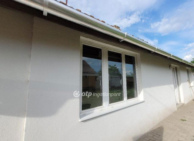 Eladó családi ház, Jászjákóhalmán 18.9 M Ft, 1+1 szobás