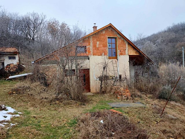 Eladó családi ház, Cserkúton 20 M Ft, 2+1 szobás