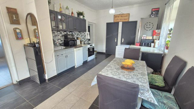 Eladó családi ház, Nyárlőrincen 44.9 M Ft, 2 szobás