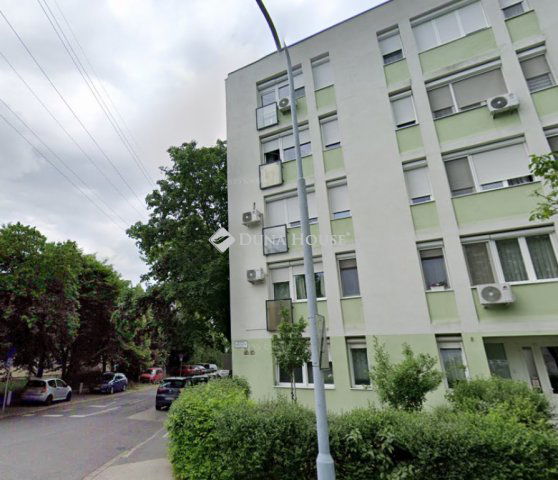 Eladó téglalakás, Győrött, Szabolcska Mihály utcában 39.9 M Ft