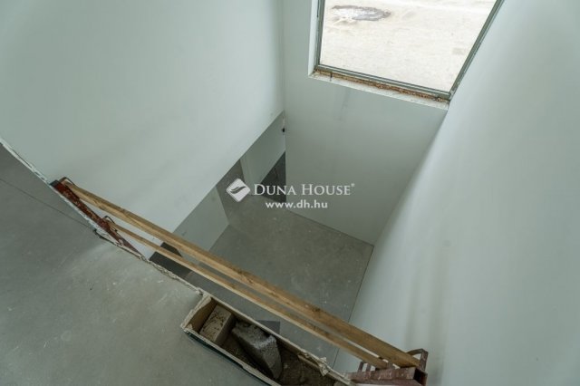 Eladó téglalakás, Budapesten, XI. kerületben 1000 M Ft, 5 szobás