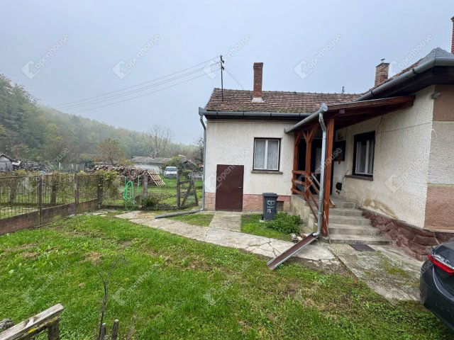 Eladó családi ház, Nemessándorházán 19 M Ft, 4 szobás