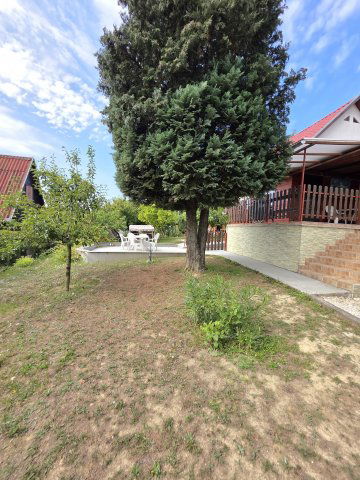 Eladó nyaraló, Tatabányán, Panoráma úton 27 M Ft, 2 szobás