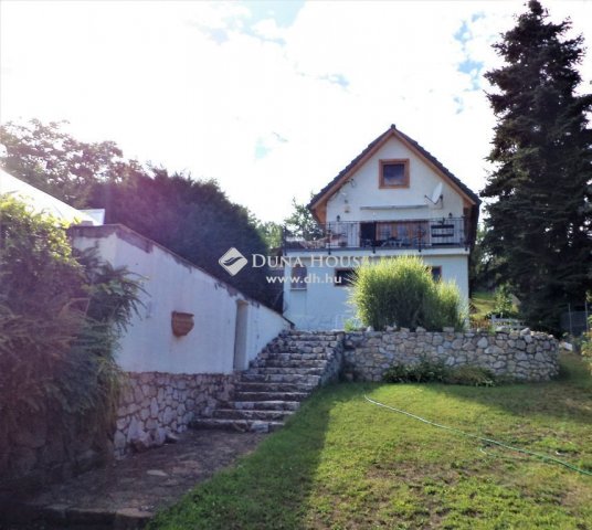 Eladó családi ház, Sukorón 93.75 M Ft, 5 szobás