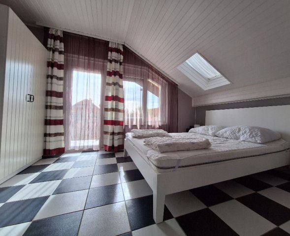 Kiadó téglalakás, albérlet, Hévízen 135 E Ft / hó, 1 szobás