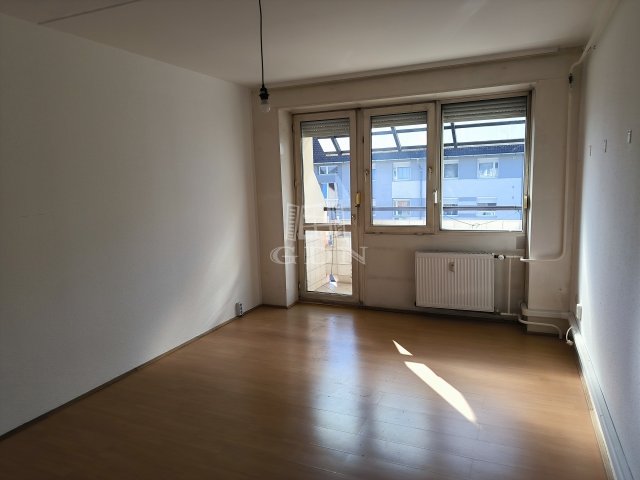 Eladó panellakás, Budapesten, XIV. kerületben 68.7 M Ft, 2 szobás
