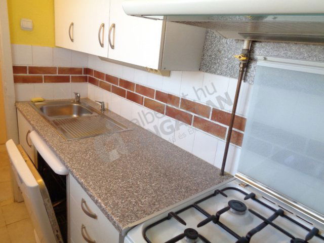 Kiadó téglalakás, albérlet, Budapesten, VIII. kerületben