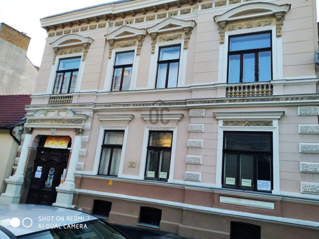 Eladó családi ház, Pécsett, Nagyflórián utcában 198 M Ft