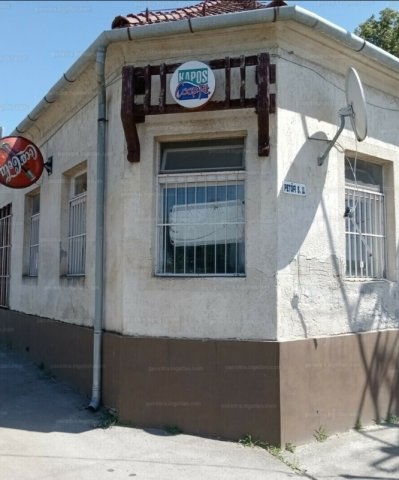 Eladó családi ház, Szabadiban 17.5 M Ft, 2 szobás