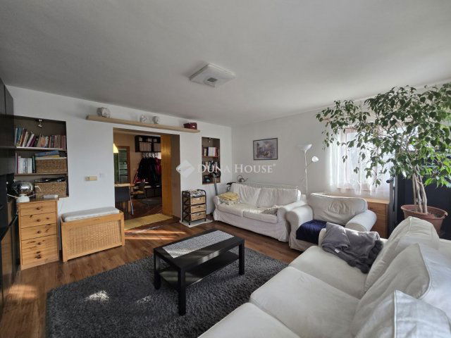 Eladó családi ház, Cserkúton 88.9 M Ft, 2+1 szobás