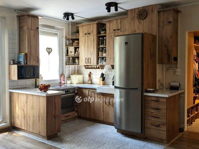 Eladó panellakás, Budapesten, XX. kerületben 82.9 M Ft