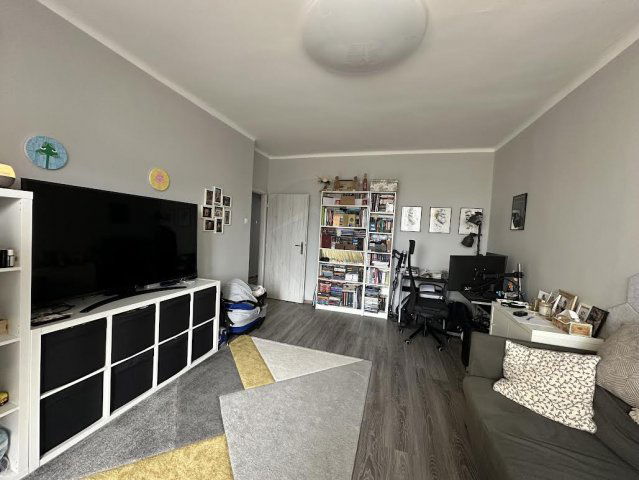 Eladó panellakás, Gödöllőn 66.5 M Ft, 2 szobás