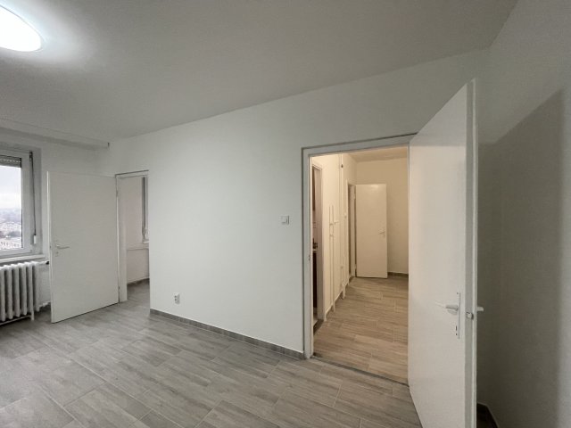 Eladó panellakás, Miskolcon, Vászonfehérítő utcában 24.79 M Ft