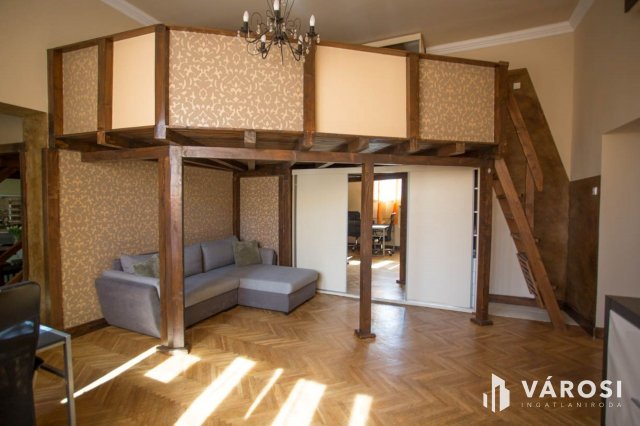Kiadó téglalakás, albérlet, Debrecenben 200 E Ft / hó, 3 szobás