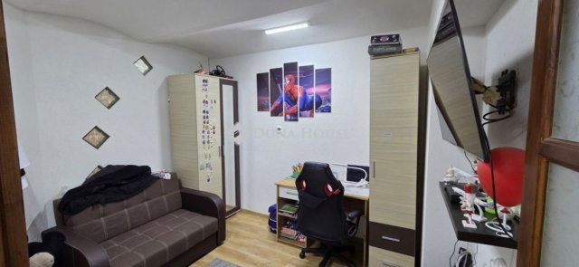 Eladó téglalakás, Kecskeméten 111.9 M Ft, 3 szobás