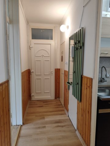 Eladó panellakás, Szekszárdon 35.9 M Ft, 3 szobás