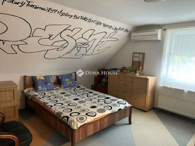 Eladó családi ház, Nyíregyházán 83 M Ft, 4 szobás