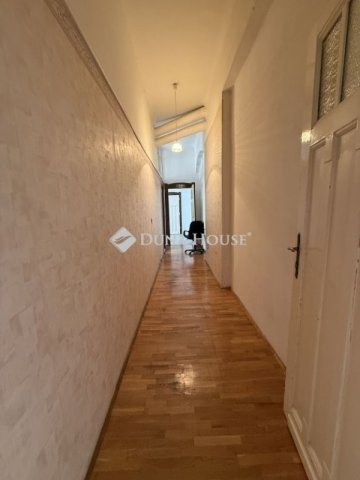 Eladó téglalakás, Budapesten, VI. kerületben 90 M Ft, 2 szobás