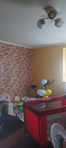 Eladó családi ház, Dunaszekcsőn 11 M Ft, 3 szobás