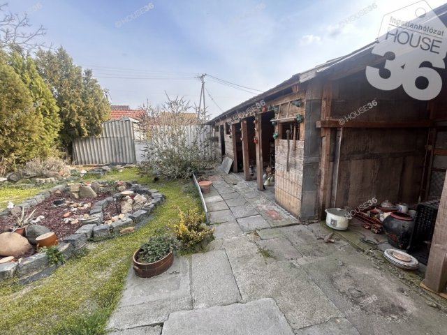 Eladó családi ház, Nagykőrösön 19.5 M Ft, 3 szobás