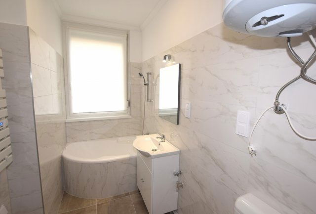 Eladó téglalakás, Debrecenben 68.5 M Ft, 2 szobás