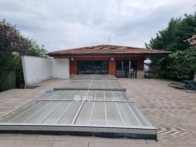 Eladó családi ház, Budapesten, II. kerületben 880 M Ft, 8 szobás