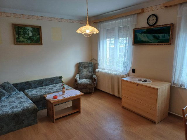 Eladó téglalakás, Kecskeméten 37.9 M Ft, 2 szobás